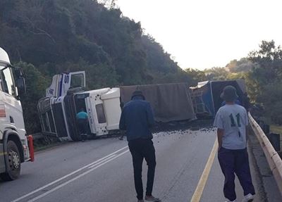 Olifantskop Pass closed for traffic
