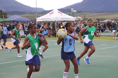 Jeugnetbal spog met talent by interdistrik-toernooi