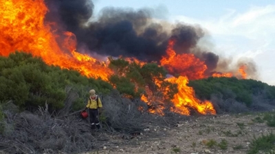 Veldbrand naby Stilbaai