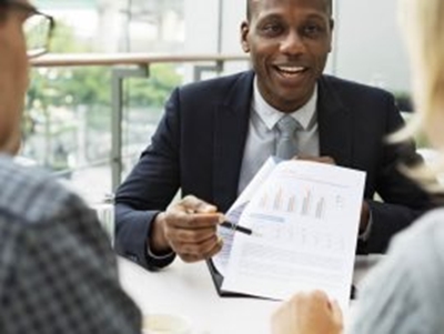 How are life insurance premiums calculated?