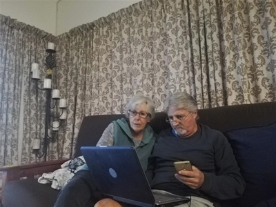 Vista-rolbalfamilie het pret tydens grendeltyd