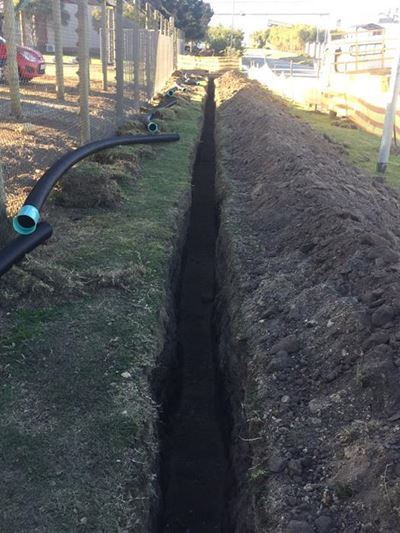 Optical fibre network progressing