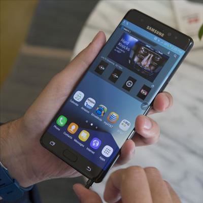 Samsung 'pauses Note 7 production'