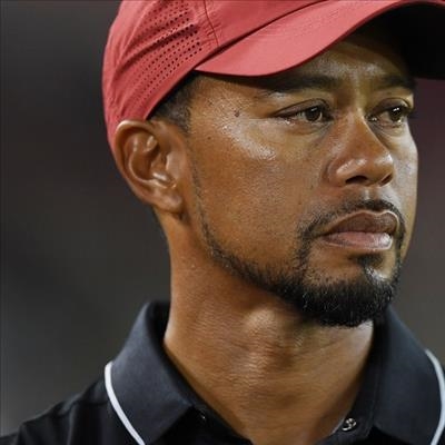 "Woods may never make successful comeback"