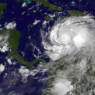 Florida governor: Prepare for direct hit from Hurricane Matthew