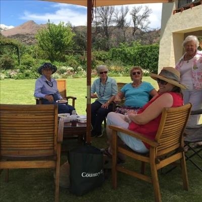 Garden Club enjoy outing to Excelsior