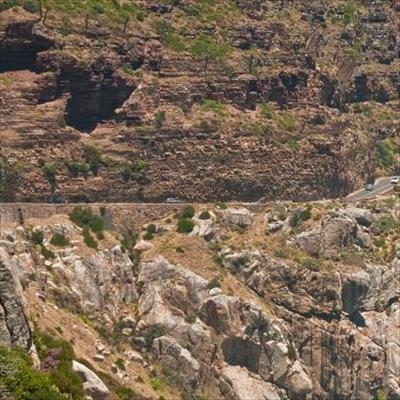 Motorist plunges down Chapmans Peak to dodge paying R42 toll