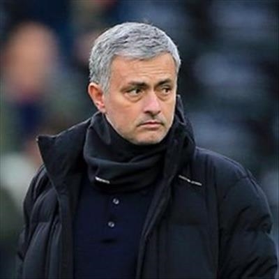 Mourinho sent off on bad day for United as Arsenal win again