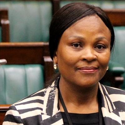 Public Protector dancing to Zuma’s tune‚ says DA