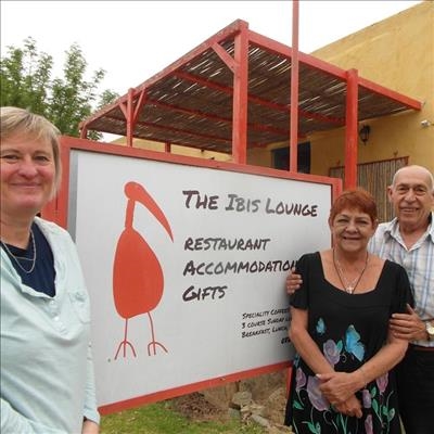 Author settles in Nieu-Bethesda