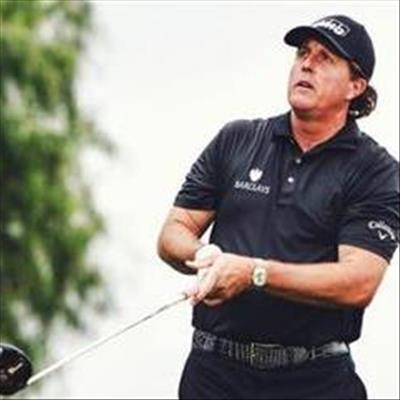 Mickelson sidelined by hernia 