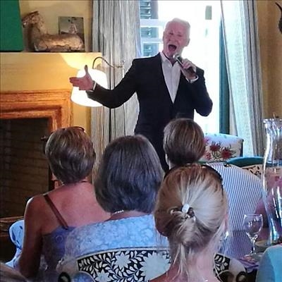 World-renowned designer entertains green thumbs