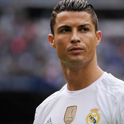 Real Madrid survive scare to win club cup