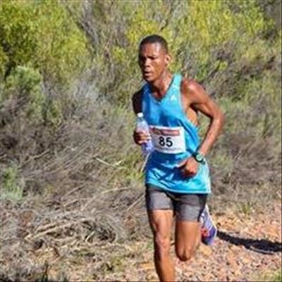 Plaatjies defends trail title in sweltering conditions 