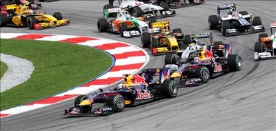 Vettel quicker than Rosberg in testing 