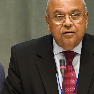 Academics throw their weight behind Gordhan