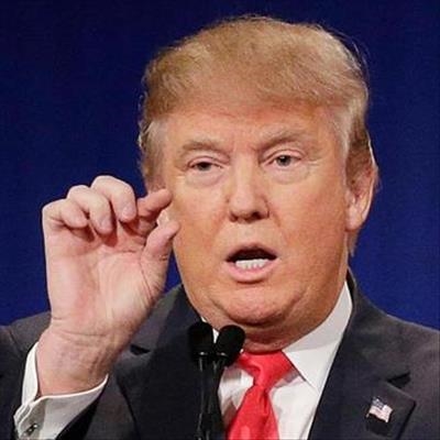 Trump challenges Clinton to release detailed medical records