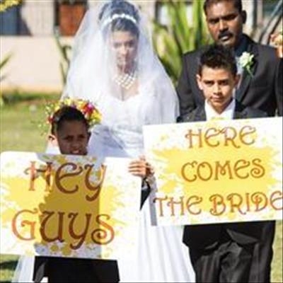 Couple treats community to lavish wedding feast 