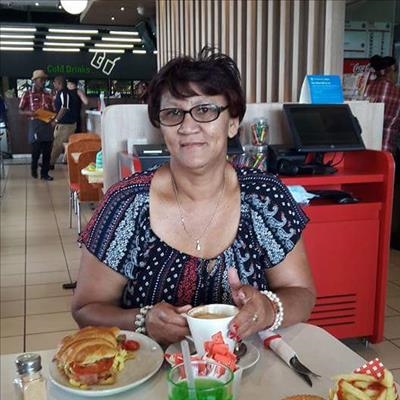 Geliefde onderwyser word begrawe