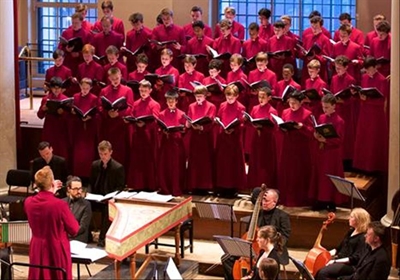 Movie soundtrack choir in George