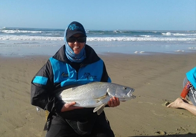 Eden hengel: Knysna haal uit en wys