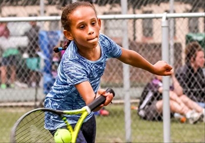 Beste tennistalent in George in aksie