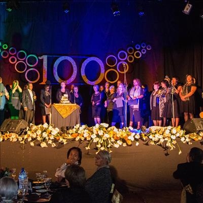 ACVV vier 100 jaar met styl en gevoel