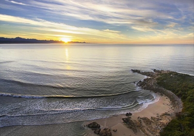 Plett flies its 6 Blue Flags high