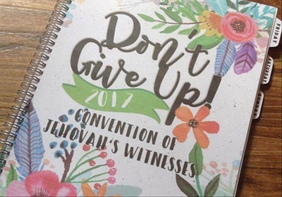 Jehovah's Witnesses welcome all to 2017 'Don't give up!' convention