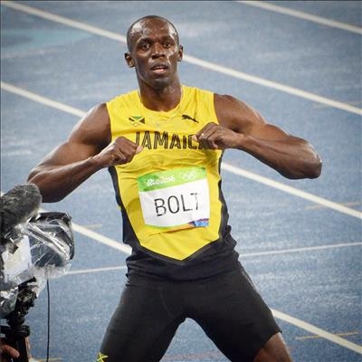Bolt serious about a soccer career