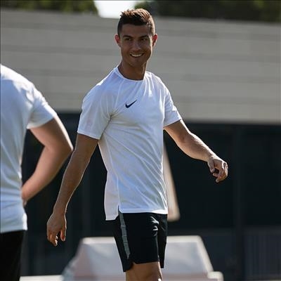 Ronaldo leads Fifa awards triumph