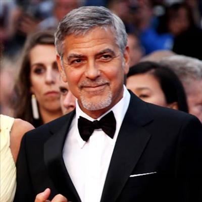Clooney donates $1 million