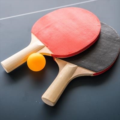 Eden skitter in tafeltennis op Oudtshoorn