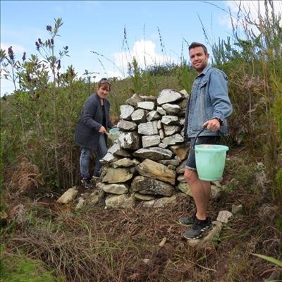 Voortrekkerpas se bakens word geverf