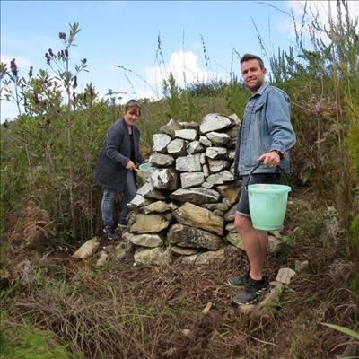 Voortrekkerpas se bakens word geverf