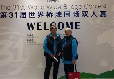 Knysna bridge girls return home