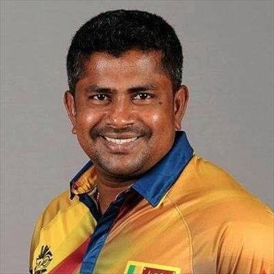 Chandimal lauds 'wily old fox' Herath