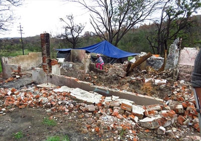 Salt River squatters sit tight