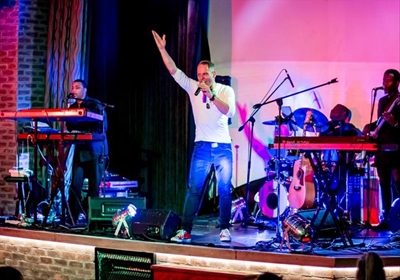Garth Taylor thrills Mossel Bay