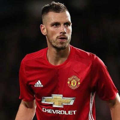 Everton agree fee for United’s Schneiderlin