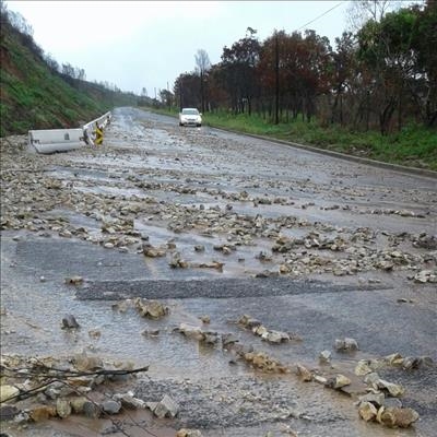 Rain causing traffic issues