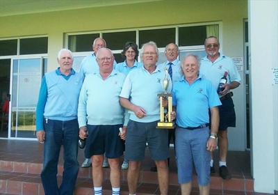 Sages besoek Stilbaai-gholfklub