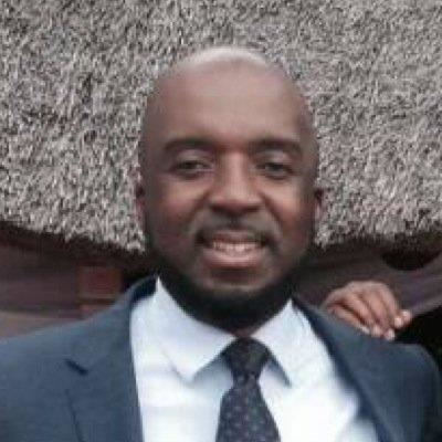 Zim provincial affairs minister arrested while trying to flee to SA