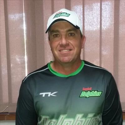 Dolphins out to improve record
