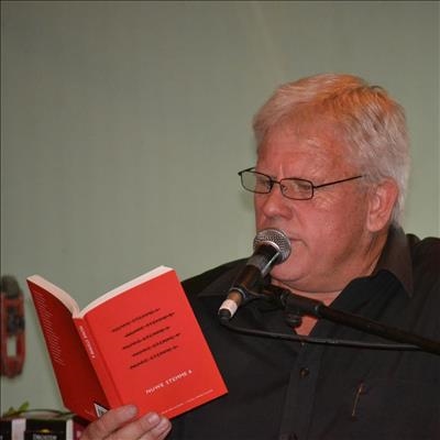 Gewilde bundel in Oudtshoorn bekendgestel
