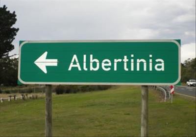Vrou in Albertinia-distrik vermoor