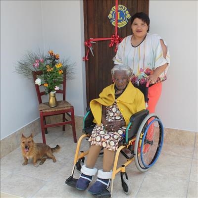 Oumagrootjie (101) kry haar eie huis