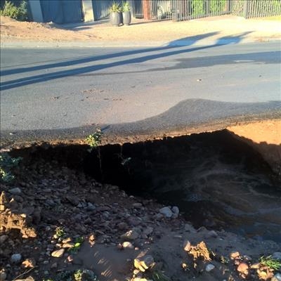 4 Pype bars in Oudtshoorn Noord