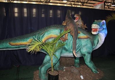 Prehistoriese monsters in George