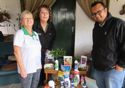 Garden Club addressed by the experts